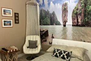 How to Add Beach Style to Your Home | blowingawayoutwest.com -* Ways to adapt Beach styles for the Modern Home (without having to own a beach house) #beachstyle #beachhouse #beachystyle #beachstylehome #beachhome