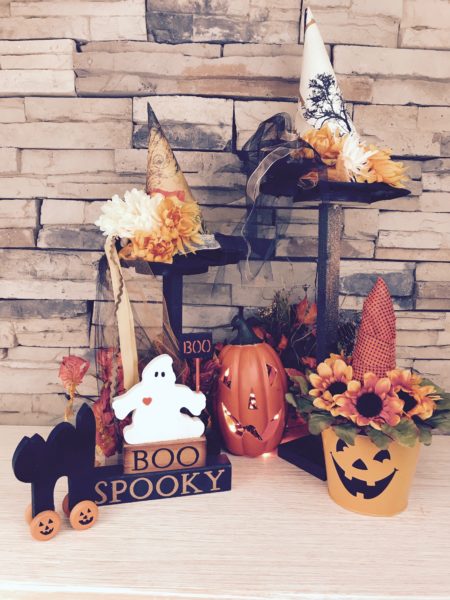 The Best Witch Hat Tutorial| blowingawayoutwest.com - The complete tutorial to make beautiful Witch Hat Decorations using fabric, paper and silk flowers. papercrafts #halloweenpapercraft #halloweenwitchhats#witchhats #witch #halloween #halloweendecor #halloweencraft