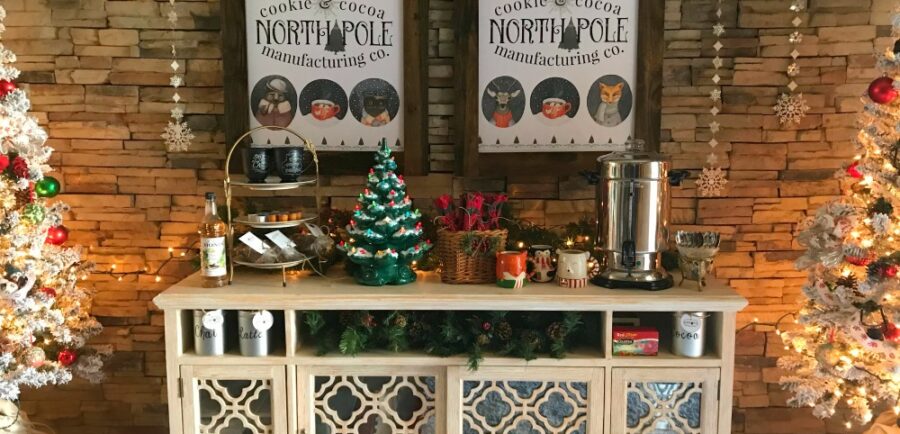 North Pole Hot Cocoa Bar | blowingawayoutwest.com - Hot chocolate bar inspiration, and complete set of printables from the North Pole Cocoa & Cookie Mfg. Co. posters and gift tags #hotcocoabar #hotcocoabarparty #hotchocolatebar #hotchocolatebarwedding #hotcocoabarwedding #northpolehotcocoa #12daysofchristmas #christmasparty
