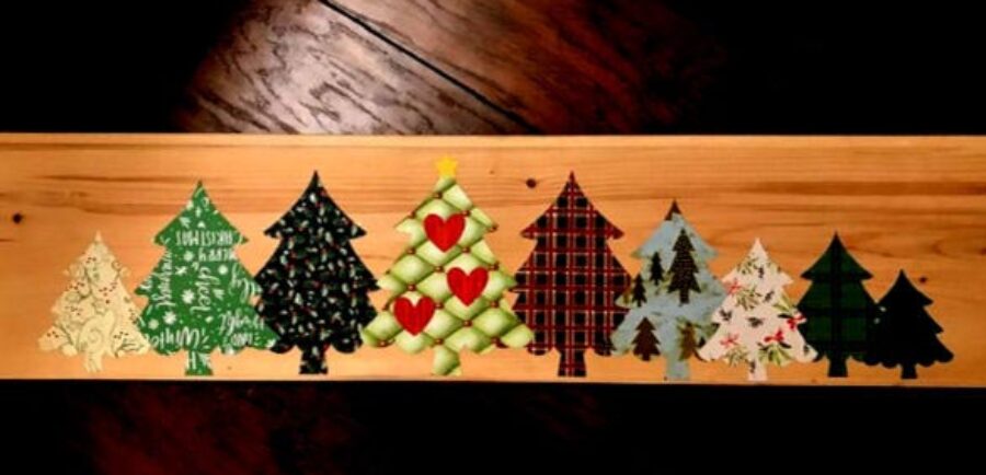 Christmas Tree Lane Christmas Sign Cricut Project | blowingawayoutwest.com - Christmas Trees Sign for Cricut #christmastreessign #christmastreesign #christmastreelane #christmascricut #christmassignproject #12daysofChristmas #deckthehome #deckthehomebloghop #christmassigns #christmassign